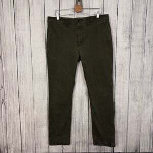 Goodfellow & Co. Men's W38 x L32 Green Slim Straight Hennepin Chino Pants